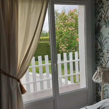 Couette-café Les Varennes 3*