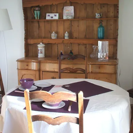 Les Varennes Couette-café 3*